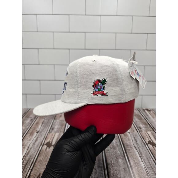 Global Caps University Of Kentucky Athletic Dept Vintage Adjustable Strap Back - Picture 2 of 8